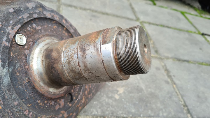 фото №6, Daf 106 поворотный кулак левая