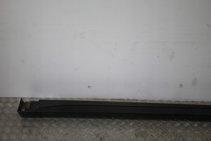 фото №2, Накладка пороговая порог левый outlander iii 3 рестайлинг