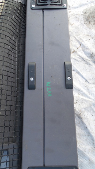 фото №10, Ролета багажника mercedes w211 2118600075 світла sz