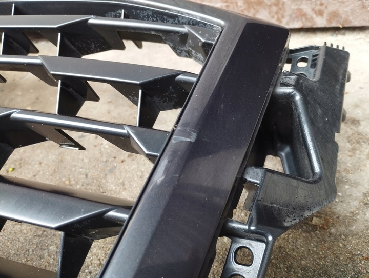 фото №5, Решётка радиатора решётка audi q2 81a 81a853651 чёрный тень