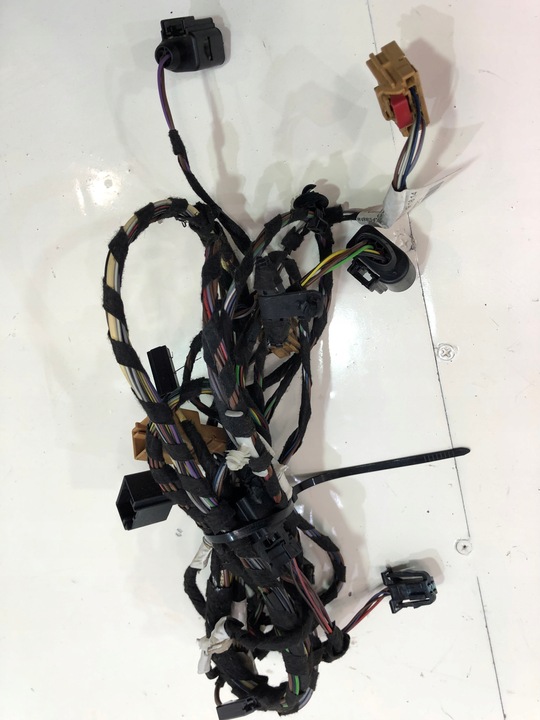 фото №1, Жгут крышки багажника passat b8 универсал 3g9971147e