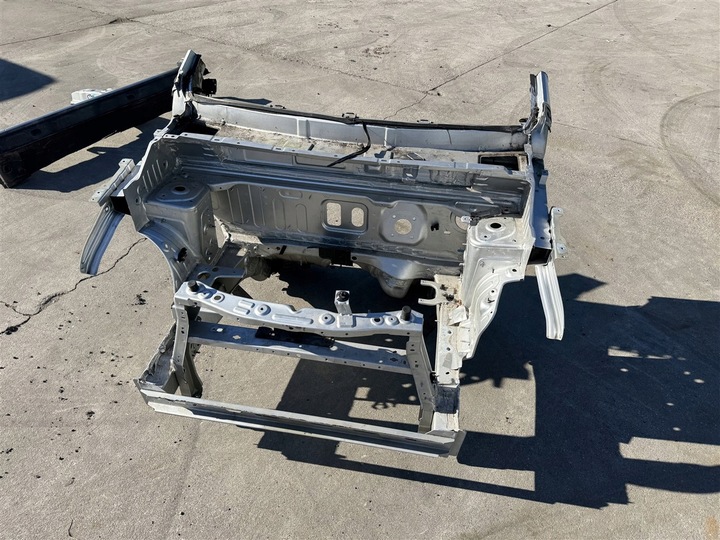 фото №3, Pas переднє підсилювач чверть ліва + права перед поріг dacia spring 21-