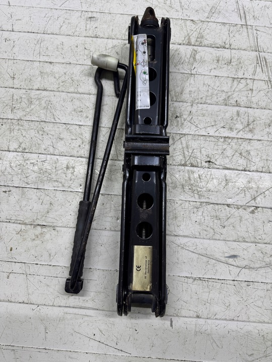 фото №1, Audi a6 s6 rs6 a7 s7 rs7 c8 домкрат підйомник автомобільний 4k8011031a