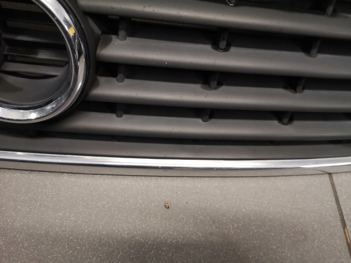 фото №7, Решётка радиатора решётка радиатор audi a8 d2 рестайлинг 4d0853651n
