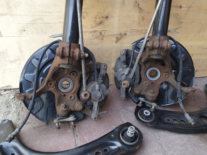 фото №9, Golf vii sportsvan 2014- важіль амортизатор поворотна опора перед ліва