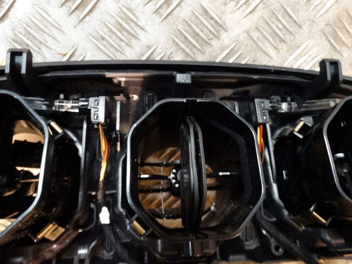 фото №5, Панель середній тунель консолі led mercedes w205 1