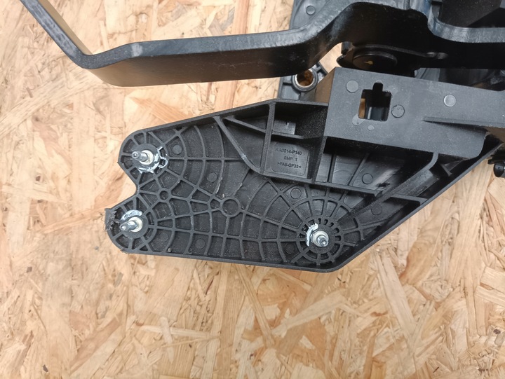 фото №5, Chrysler town country педаль гальма