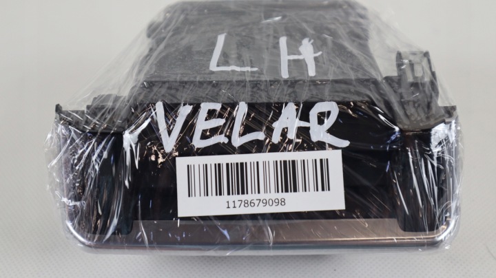 фото №7, Range rover velar l560 решітка повітропровід ліва j8a2-018b08-a