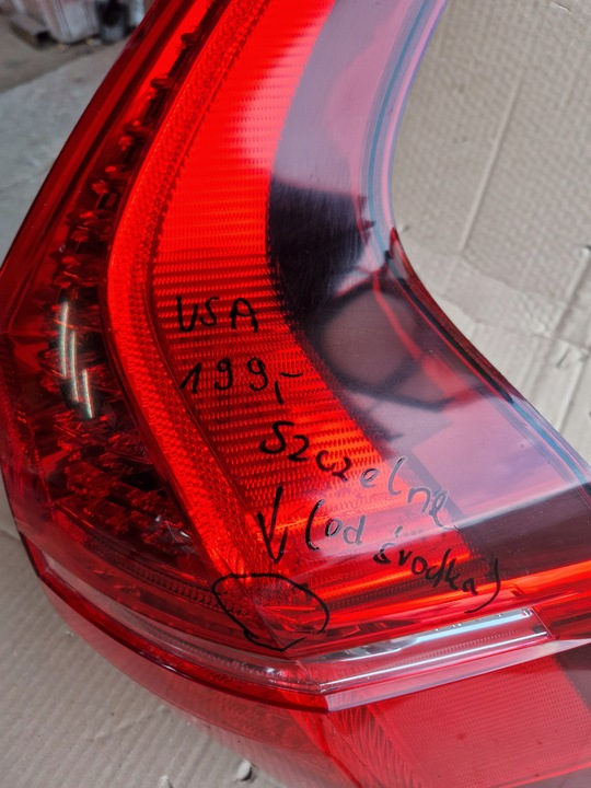 фото №13, Volvo xc60 ii лампа права зад задня led 31655359