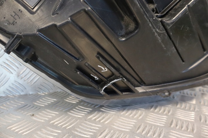 фото №11, Лампа передня перед ліва tesla модель s рестайлінг повний led 105357400e 2016