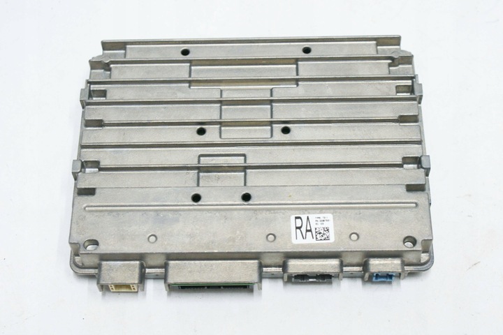 фото №4, Модуль навигации harman 19cy оригинальный номер toyota corolla