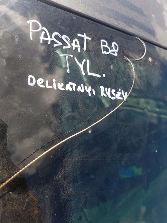 фото №5, Скло кузовна зад sedan 2016r passat b8