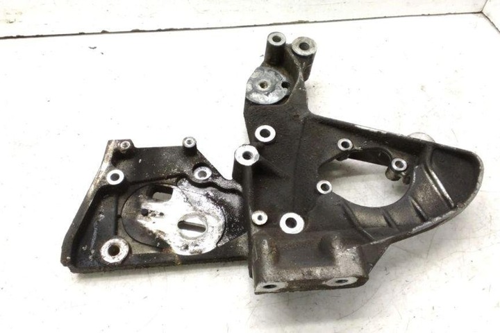 фото №7, Задняя лапи двигателя alfa romeo gt 937_ 55180833 1.9l дизель 110kw 2005