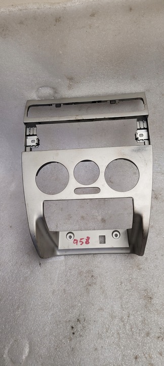фото №8, Рамка консоли seat leon 1 toledo 2 pod klimatyzację механическая, оригинальный номер 1m0863263