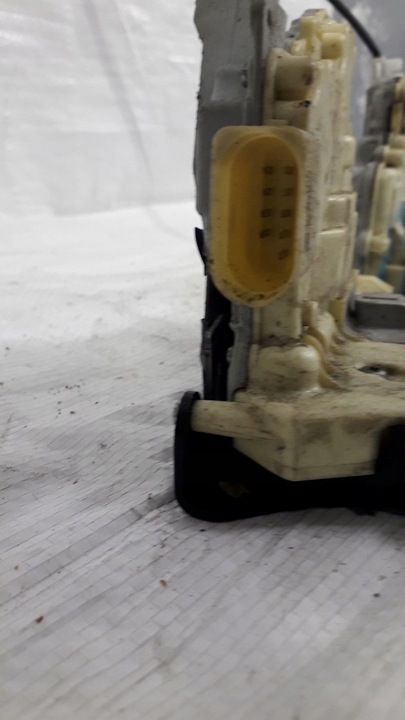 фото №9, Vw passat b6 замок дверь 3c4839015a 3c4839016a 3c1837015a 3c1837016a