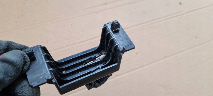 фото №12, Q3 83a держатель крепление провод кондиционера 5q0820769