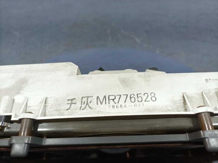 фото №5, Mitsubishi pajero ii рестайлінг спідометр  прилади середні mr776528