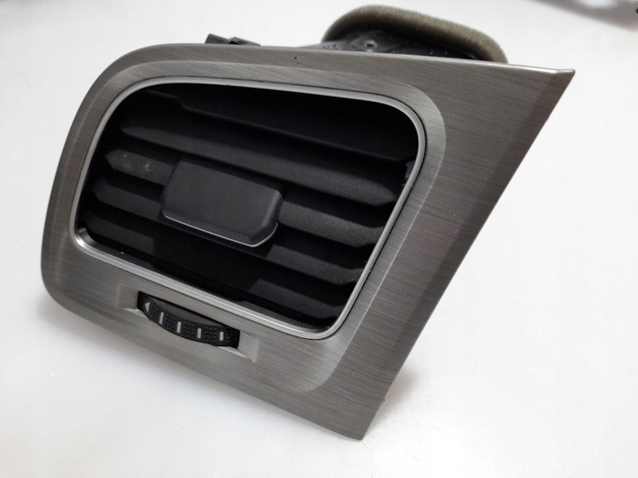 фото №12, Golf vii 2016r планки декоры решётки воздуховод пепельница 5g1863245 eu