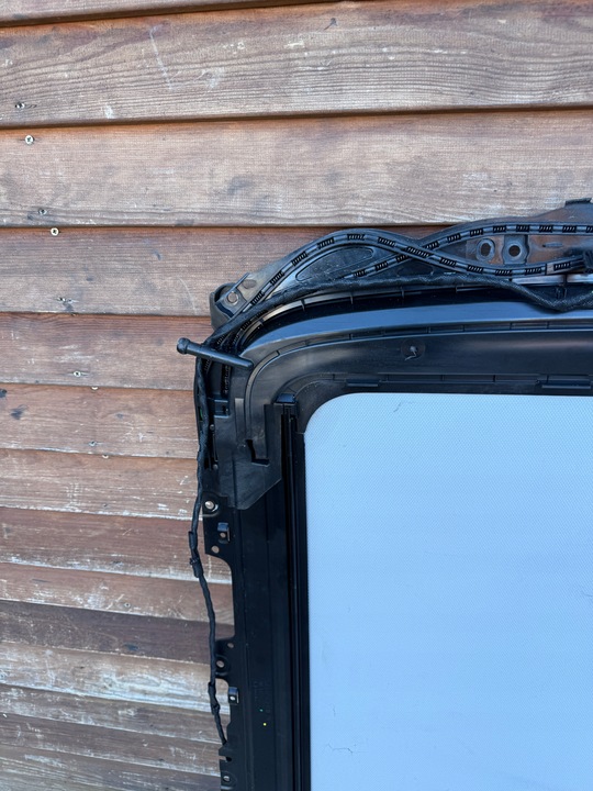 фото №13, Adach панорама потолок audi q3 83a877041 83a