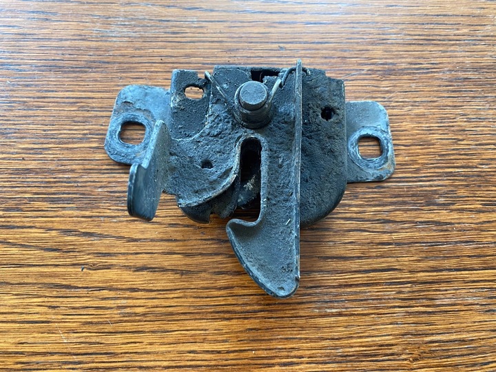 фото №1, Jeep grand cherokee wk 3.0 crd замок капота