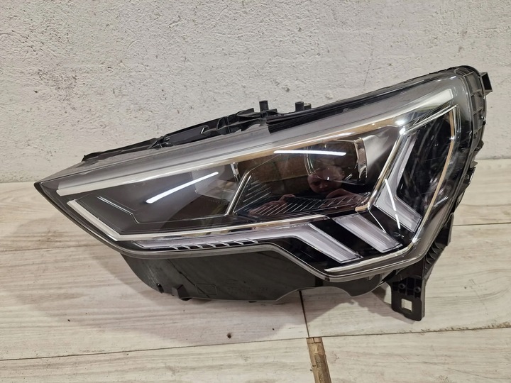 фото №1, Лампа левая перед audi q3 ii 83a полный led 83a941033