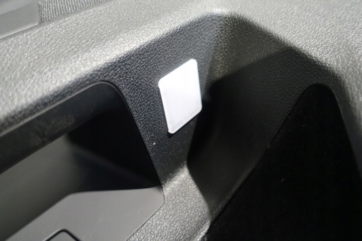 фото №11, Vw golf viii оббивка боковина двері лівий праві ambiente підлокітник dekor