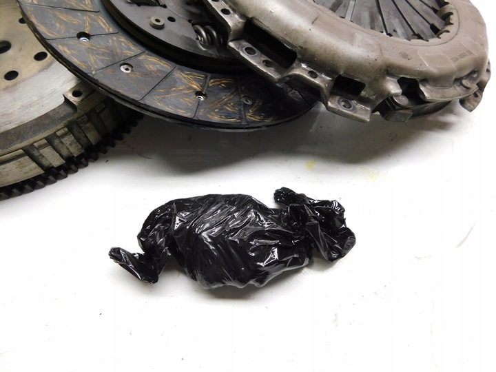 фото №13, Зчеплення kpl колесо диск притиск - kia sportage iii hyundai ix35 1.7 crdi