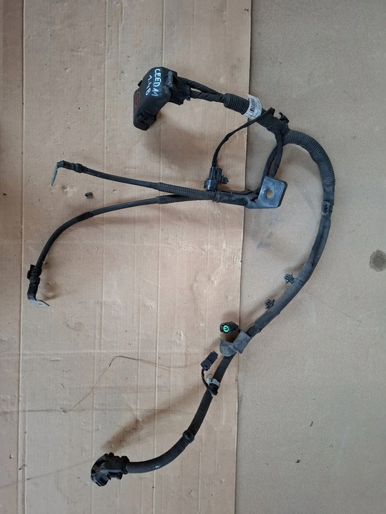 фото №1, Kia ceed i клемма plus 37290-07200 , 91857-1h010