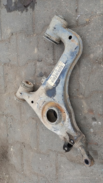 фото №1, Рычаг правый перед mercedes benz vito 00r