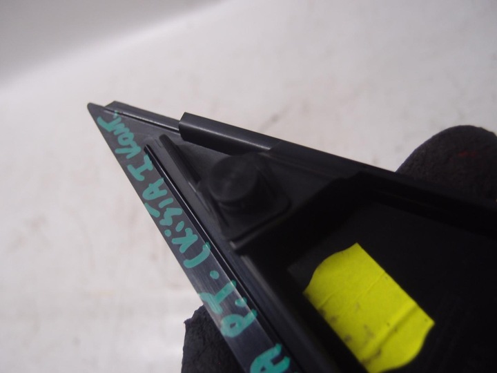 фото №7, Заглушка трикутник двері праві зад seat arona 6f0839638e