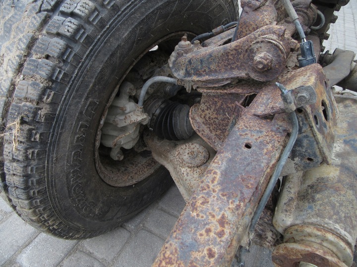 фото №9, Мосты мост перед зад рама ходовая часть mitsubishi pajero 2 3.0 v6 1995r. 4.636