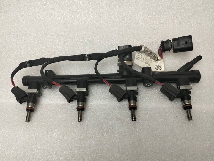 фото №1, Vw seat skoda 2.0 tfsi планка впрыскивающий 06k133681c 06l906031c