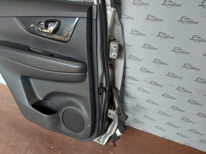 фото №9, Nissan x-trail iii t32 15r двери левые зад 100 mikronów комплектные