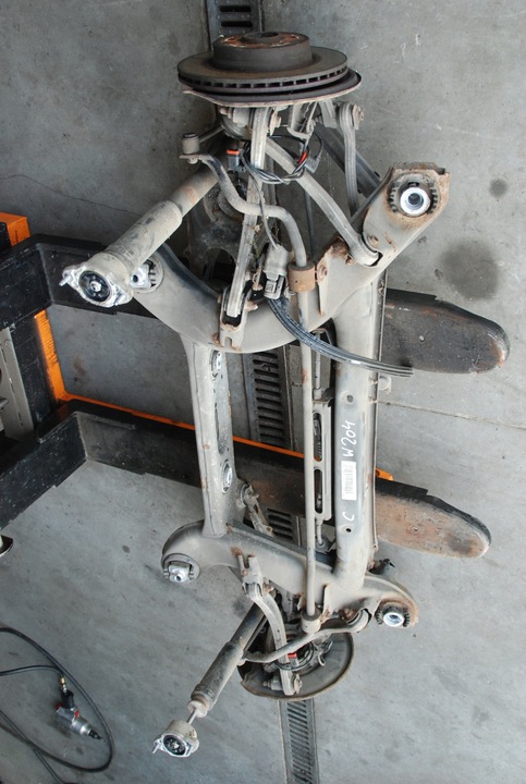 фото №5, Mercedes w204 купе рестайлинг балка подрамник подвешивание зад