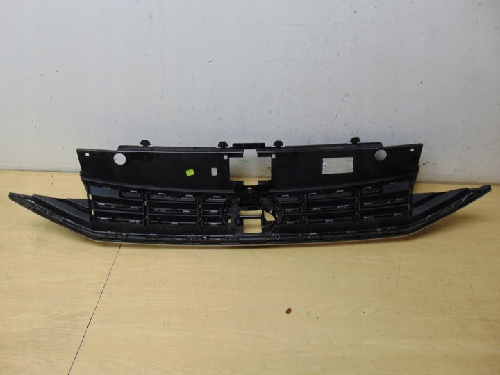 фото №9, Решётка решётка радиатора vw passat b8 оригинал 3g0853653k