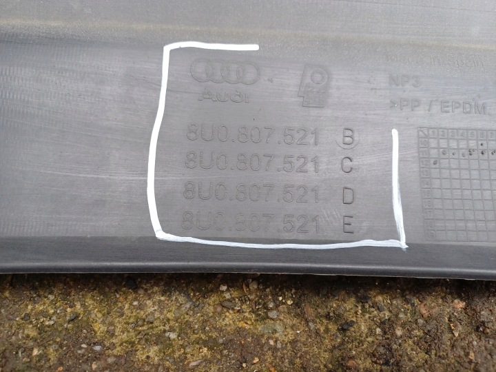 фото №6, Audi q3 11- задний бампер pdc 8u0807521