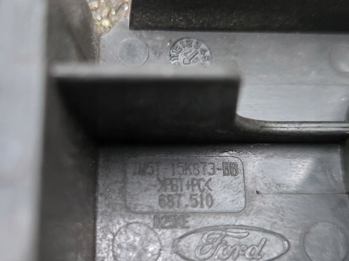 фото №11, Ford c-max mk1 рестайлинг решётка левая+ pdc комплект 2w93-15k859 7m5t-15k873-bb