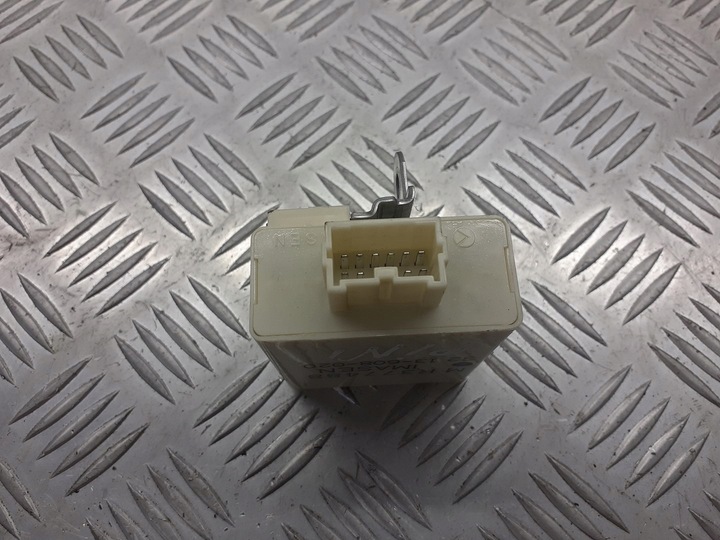 фото №2, Моторчик изменения приводов pajero pinin 2.0 mr377488