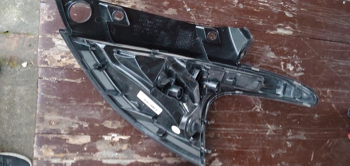 фото №12, Lancia ypsilon лампа led зад права оригінал