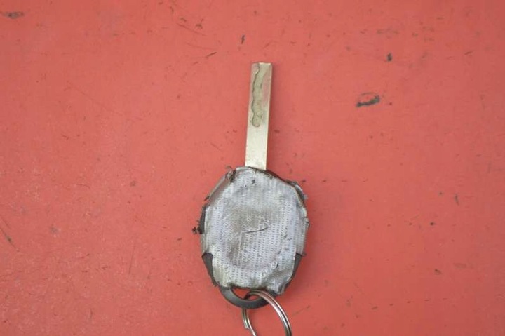 фото №10, Замок зажигания ключ вставка g592100 mini cooper one r50 1.6 16v 04-06