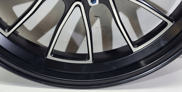 фото №6, Диск перед 17" x 3,5" ducati diavel 1200 1260