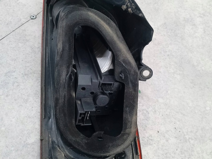 фото №9, Лампи зад комплект fiat croma ii 51727249 51727250 27490202 27490102 універсал