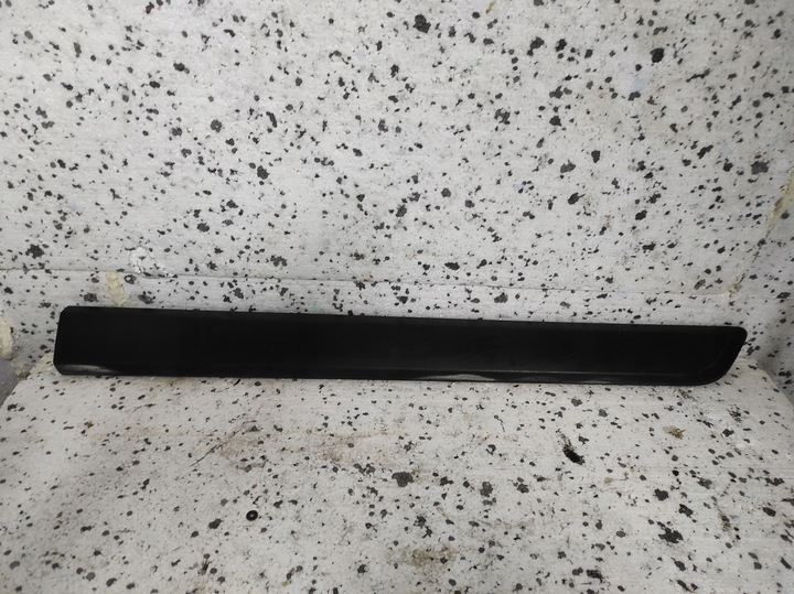 фото №1, Планка na передние левая дверь peugeot 1308832070