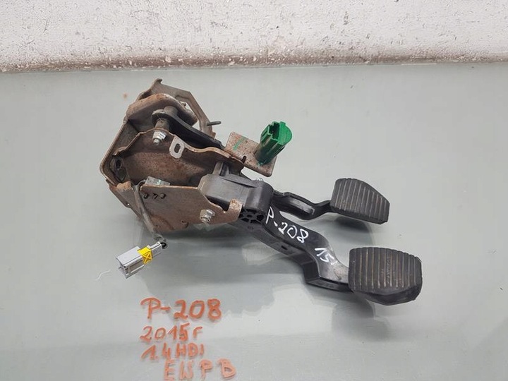 фото №1, Педаль педалі гальма зчеплення peugeot 208 i 1.4 hdi