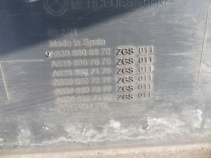 фото №10, Mercedes vito w639 рестайлинг бампер перед переднее 4xpdc a6398806970 оригинал