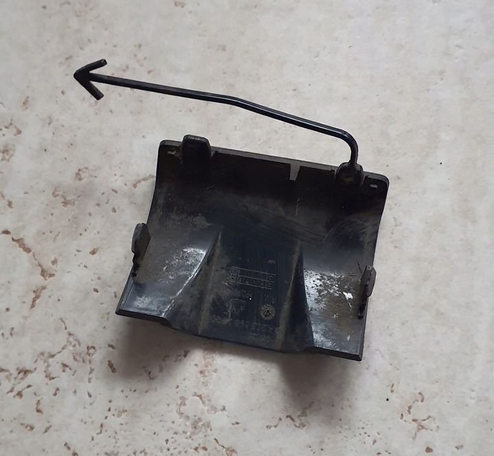 фото №2, Заглушка порога перед права mercedes c w205 a2056980230