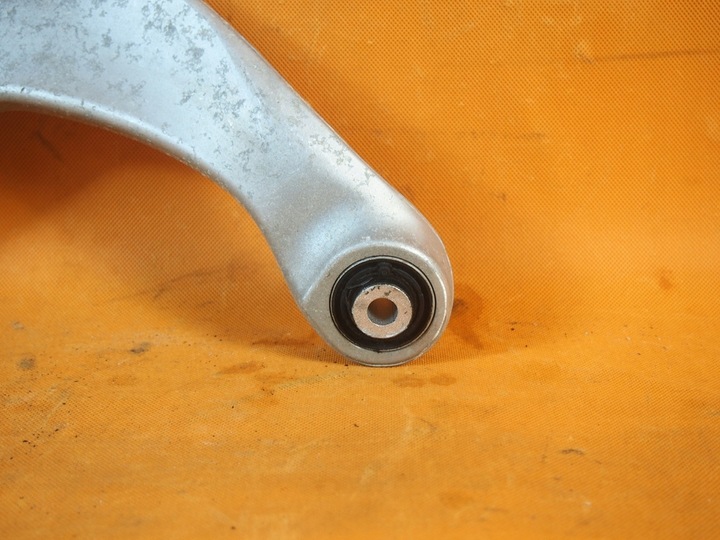 фото №8, Audi a5 8t важіль зад задній лівий 8k0505323h 24km