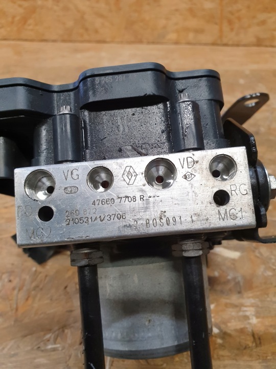 фото №6, Renault master iii рестайлінг блок керування abs 476607708r