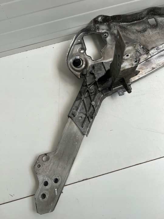 фото №9, Pas переднє підсилювач балка верхня перед mercedes e-klasa w213 2136260600