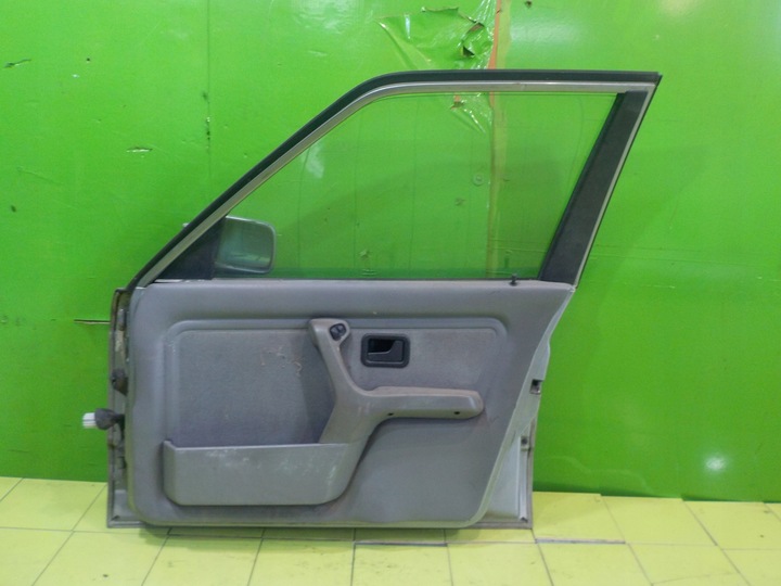 фото №6, Bmw 3 e30 2.5 b 89r универсал дверь правые перед комплектные